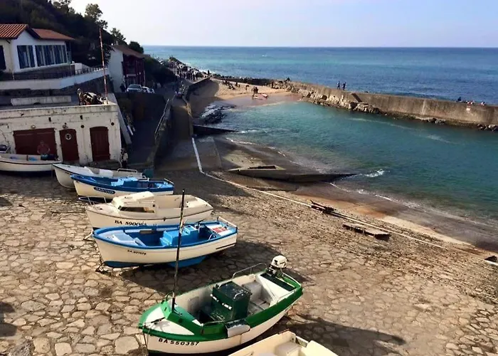 Dom wakacyjny Pinpirinia Min 3 Nuits *