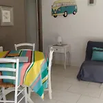 بيت للعطل Pinpirinia Min 3 Nuits *