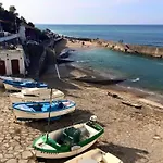 بيت للعطل Pinpirinia Min 3 Nuits *